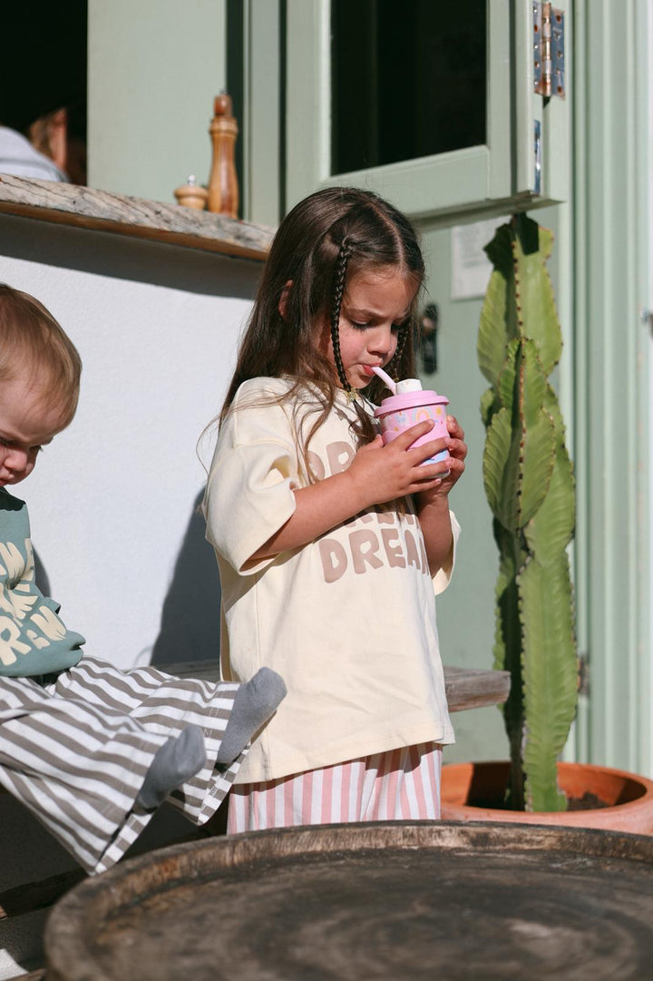 ☀️ Babychino Dates & Summer Escapes: Why Your Reusable Cup Is a Must-Have This Holiday  .