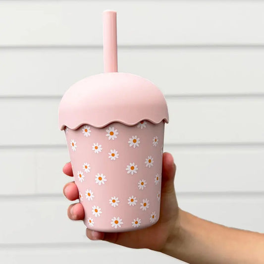 pink and white daisy cup for children